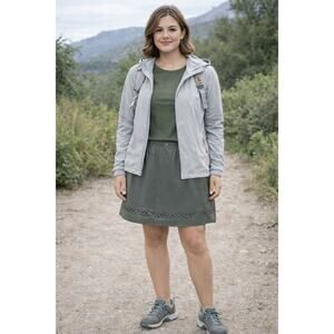 Athletic Above Knee Skort Drawstring Elastic Waist Laser Cut Hem Athletic Sz: M